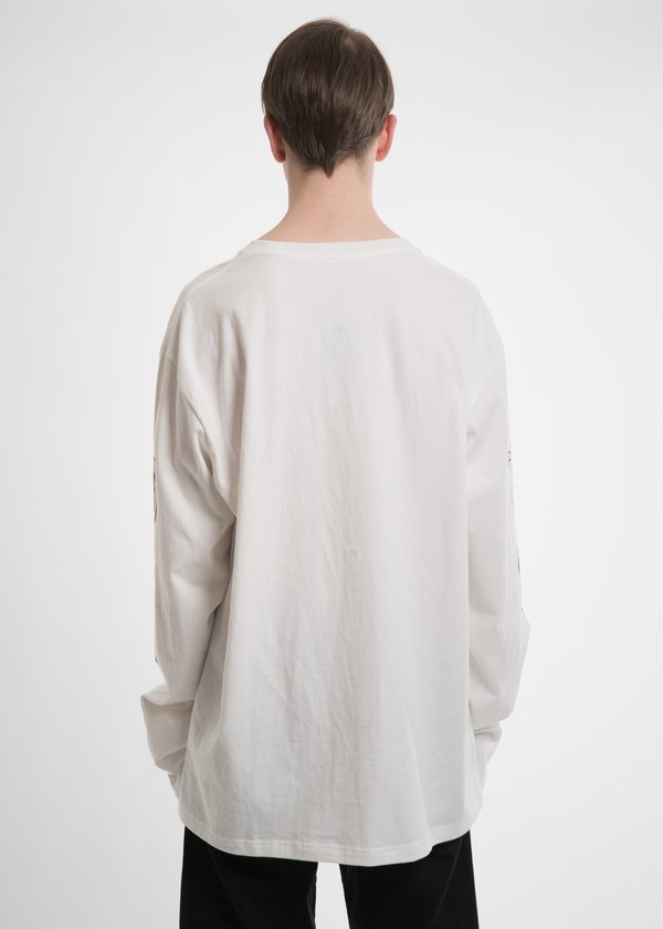 Hyein Seo White Graphic L/S T-Shirt Hyein Seo White Graphic L/S T-Shirt