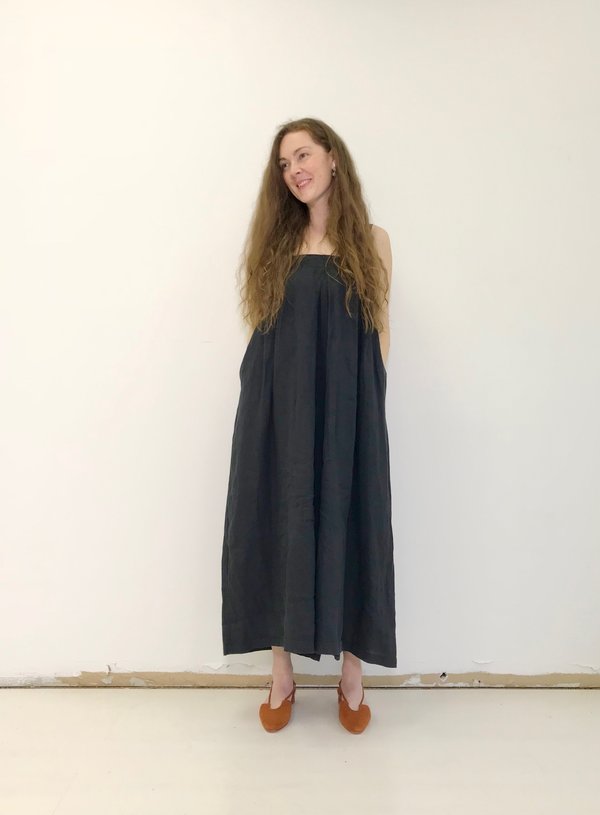 Black Crane Wide Pleated Jumper Black Crane Wide Pleated Jumper