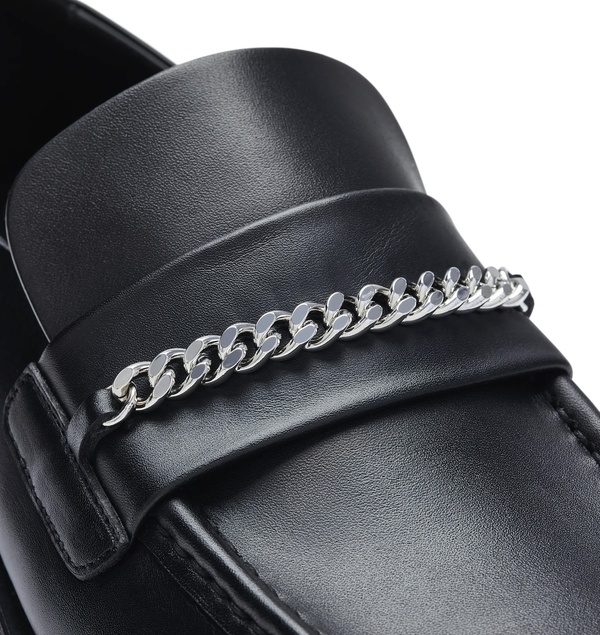 Martine Rose Men's Square Toe Chain Loafer - Black | Garmentory