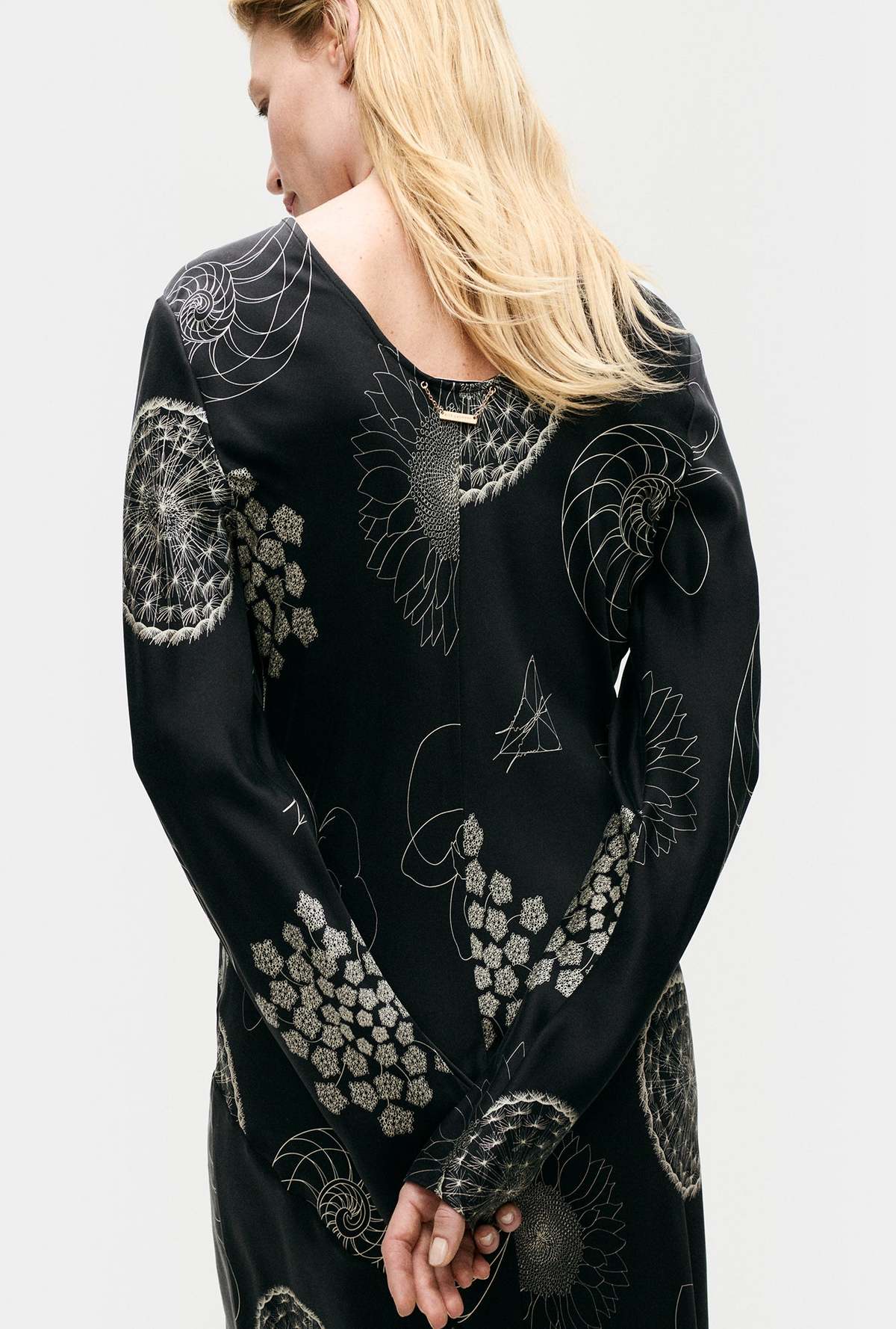 Silk Laundry FULL SLEEVE BIAS DRESS - FIBONACCI BLACK - Image 4 of 5