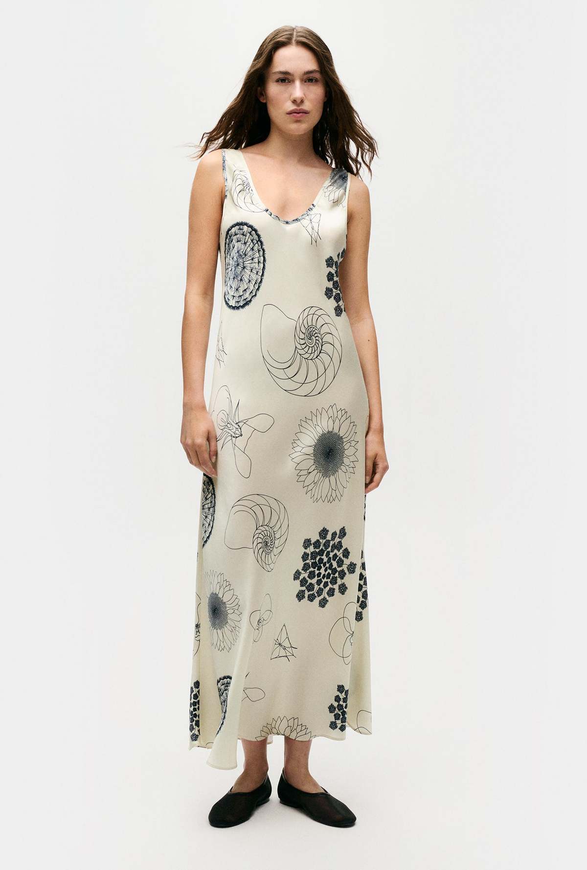 Silk Laundry SCOOP NECK DRESS - FIBONACCI OFF-WHITE - Image 1 of 3