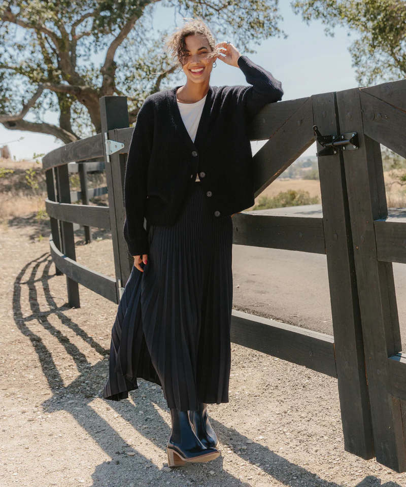 Jenni Kayne Cropped Cashmere Cocoon Cardigan - Black | Garmentory