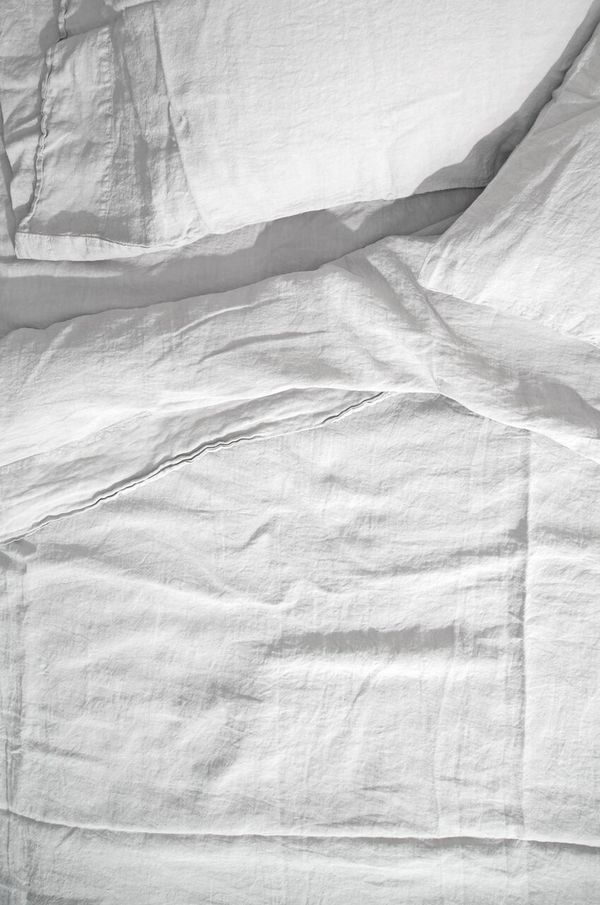 Hawkins NY Linen Flat Sheet (Queen) - White Hawkins NY Linen Flat Sheet (Queen) - White