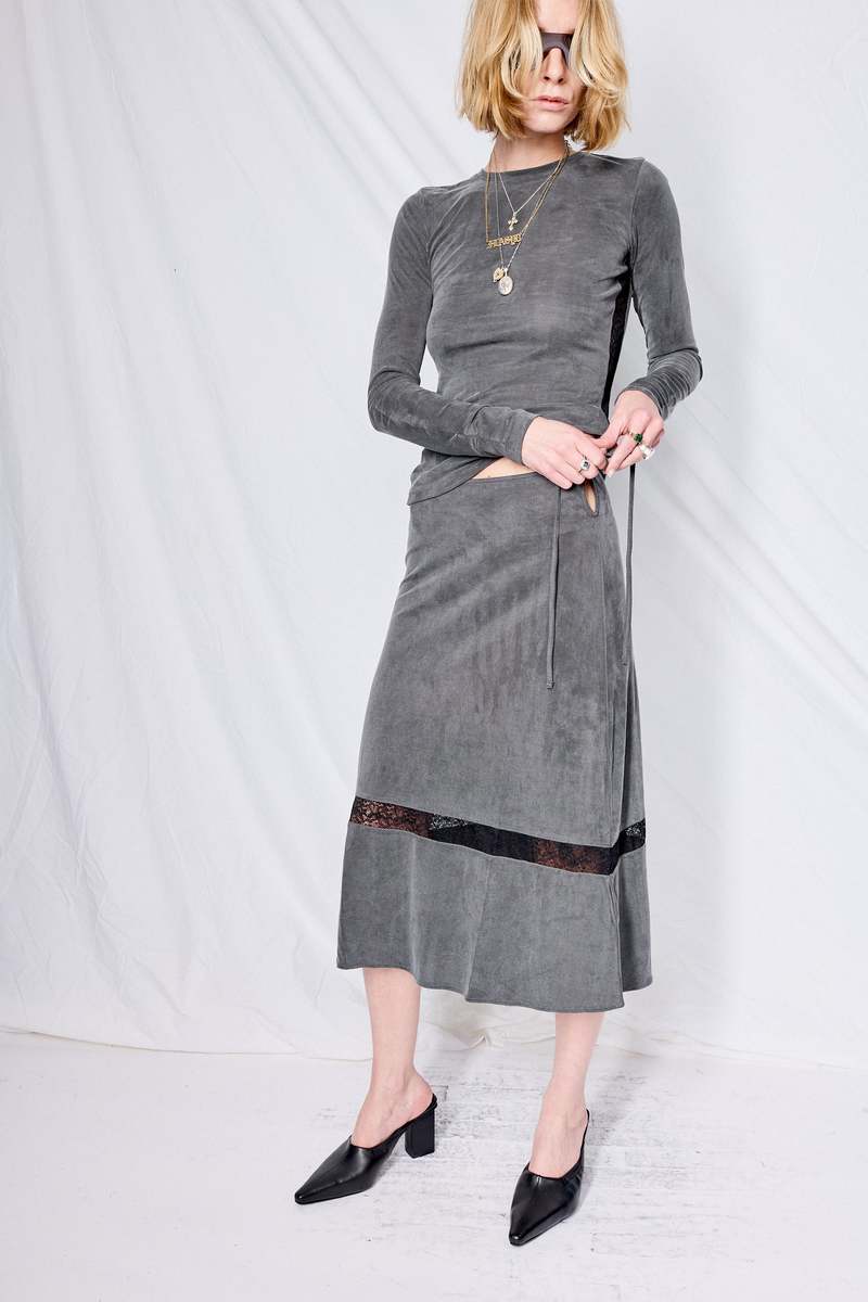 ◆GROVE◆ GRVR SPORTS Balloon Skirt GREY GB3FW-SMS006GREY Our Legacy - Ballon Skirt Dark Grey Cupro