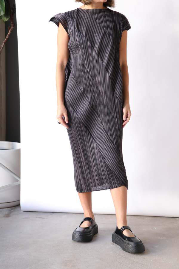 Pleats Please Issey Miyake Cosmic Rays Dress - Gray | Garmentory