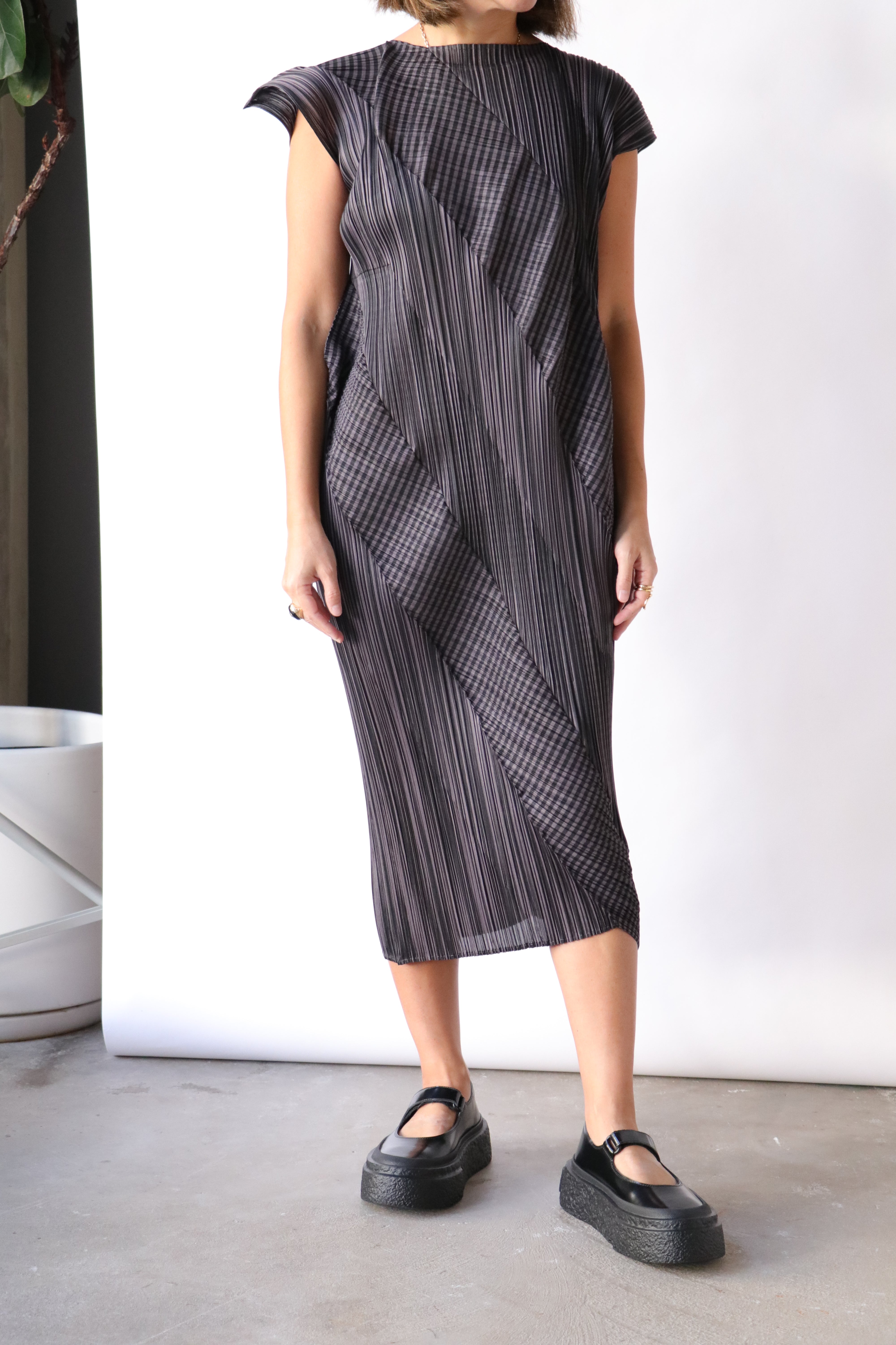 Pleats Please Issey Miyake Cosmic Rays Dress - Gray | Garmentory