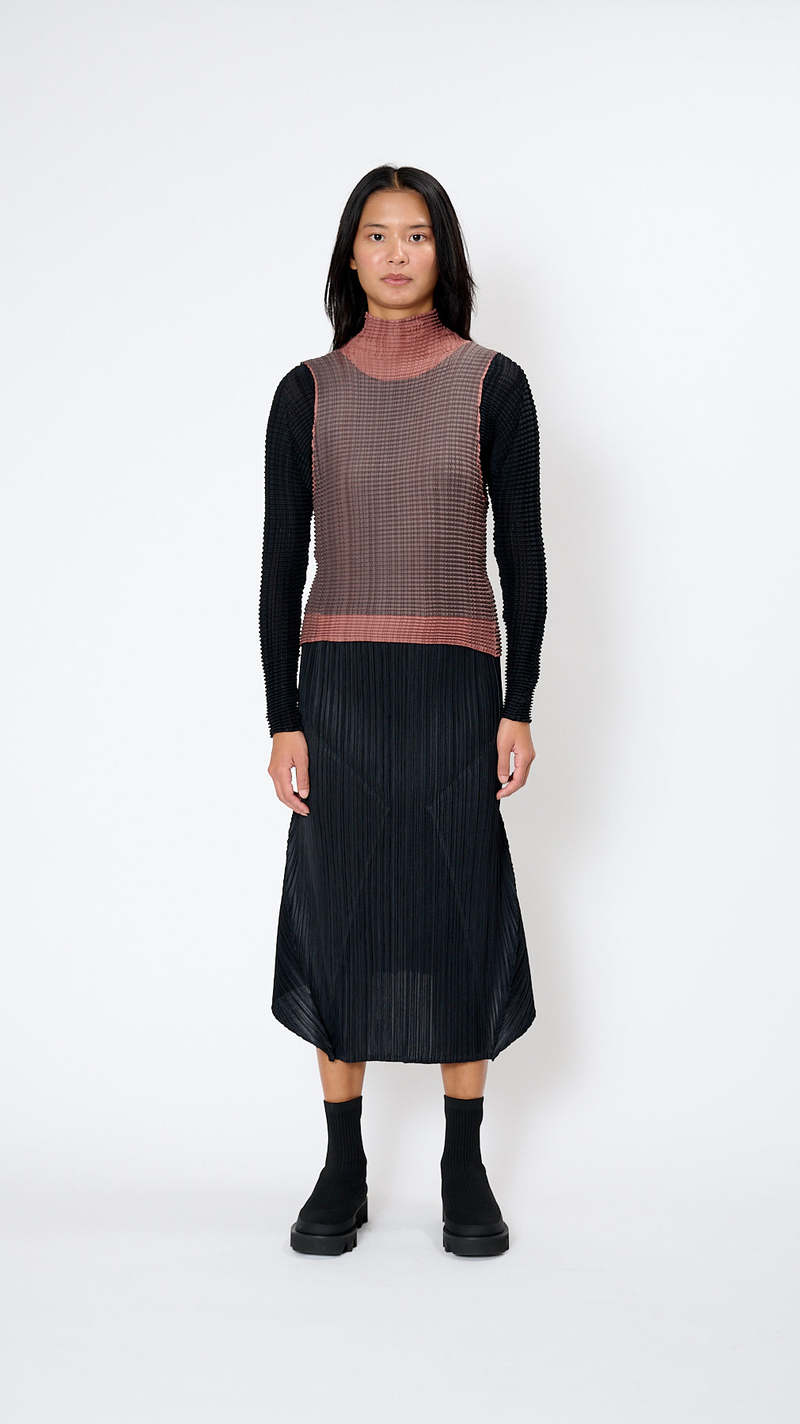 ISSEY MIYAKE トップス Issey Miyake 3D Spike Top - Etsy