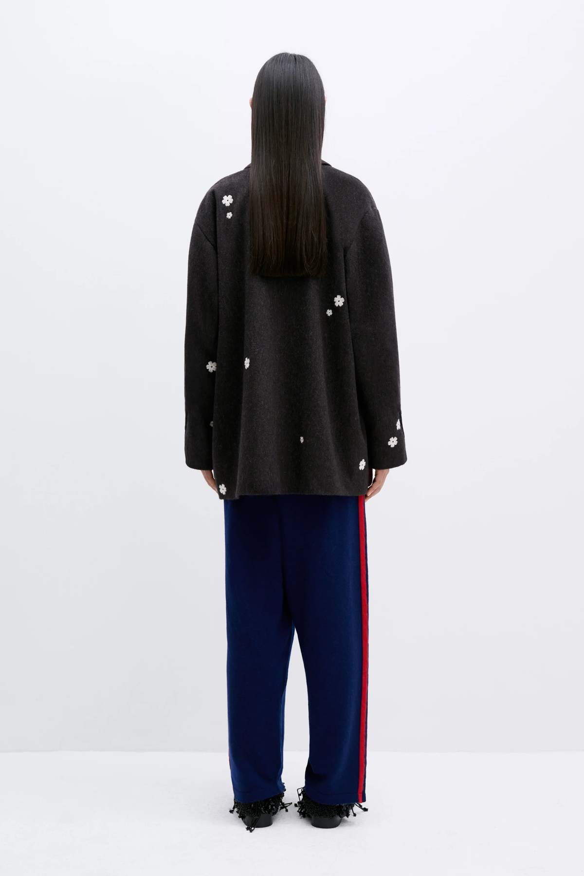 WOOL-FLOWER-JACKET-