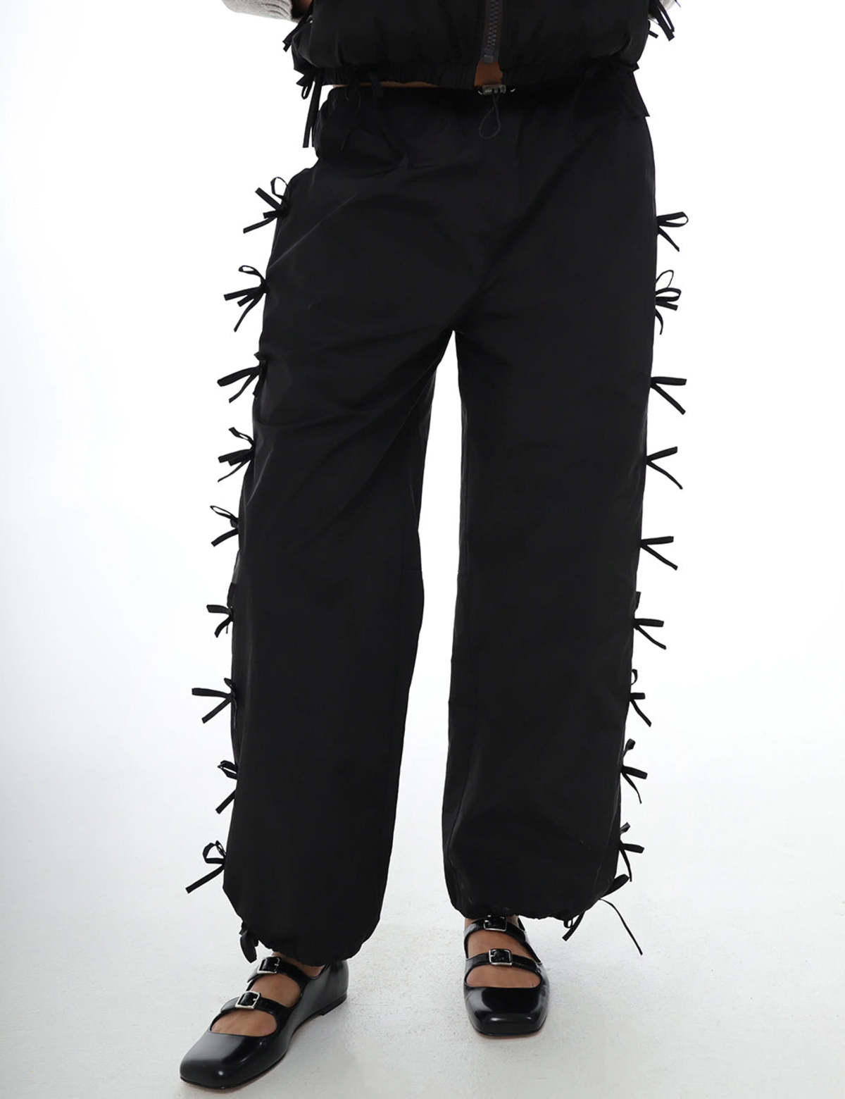 Sandy Liang Camille Pantsネイビー Sandy Liang - Camille Pants - Charcoal | available at LCD
