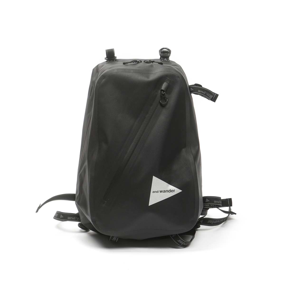 and wander WATERPROOF DAYPACK - BLACK | Garmentory