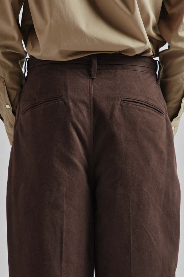 Blurhms Brushed Twill Belted Trousers - Chocolate | Garmentory