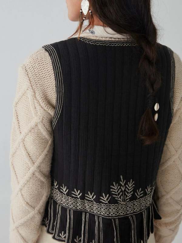 Maison Hotel Gabri Vest - Midnight | Garmentory