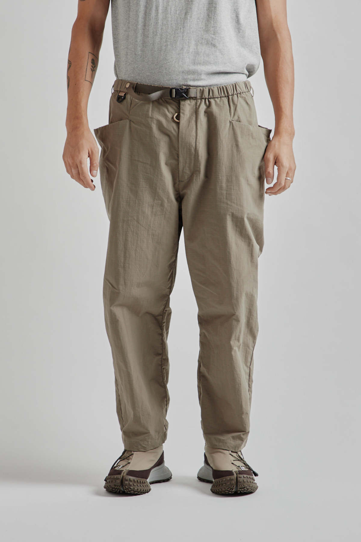 パンツ CMF outdoor garments activity pants XL CMF Outdoor Garment Activity Pants - D.Greige | Garmentory
