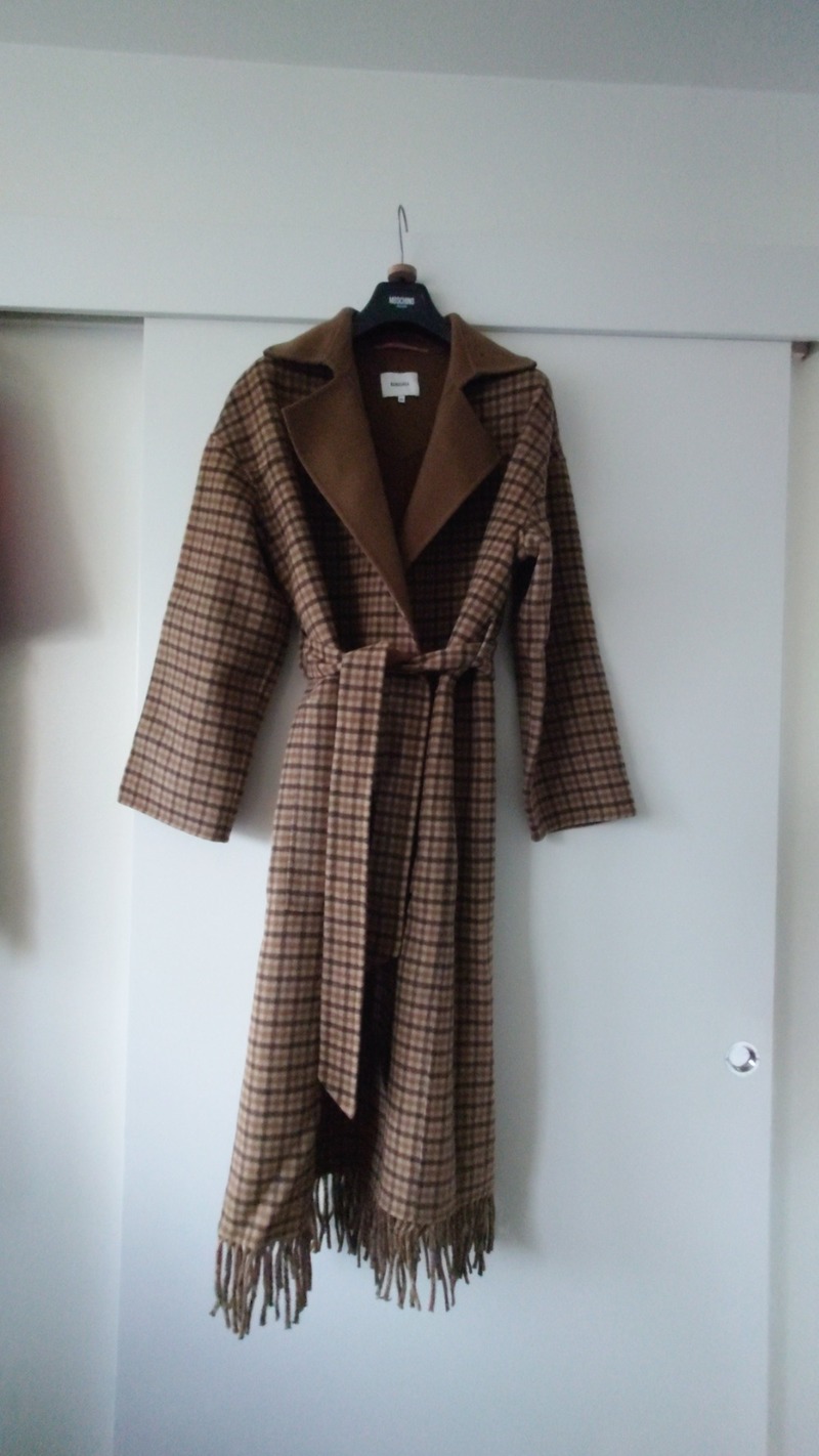 Nanushka alamo coat camel hotsell