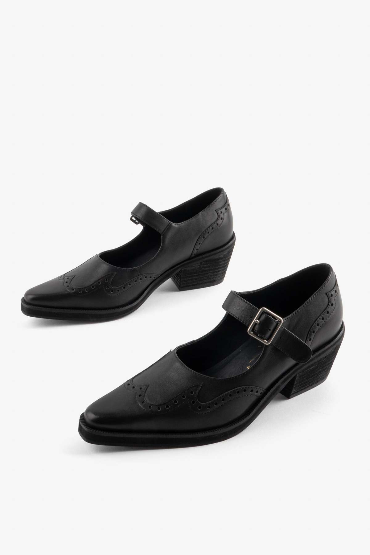 ★FLCT★ Nuee Mary Jane_Black ESSEN | The Mary Jane - Black | Women's Black Ballerinas