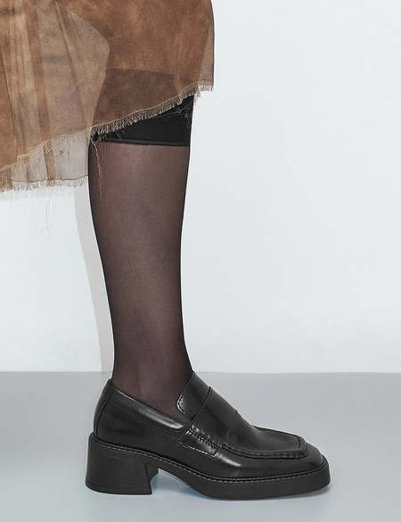【関税込み】Miista ブラック Eiko ローファー Miista Eiko Loafers - Black | Garmentory