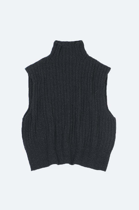 evam eva Alpaca Boa Vest - Sumi | Garmentory
