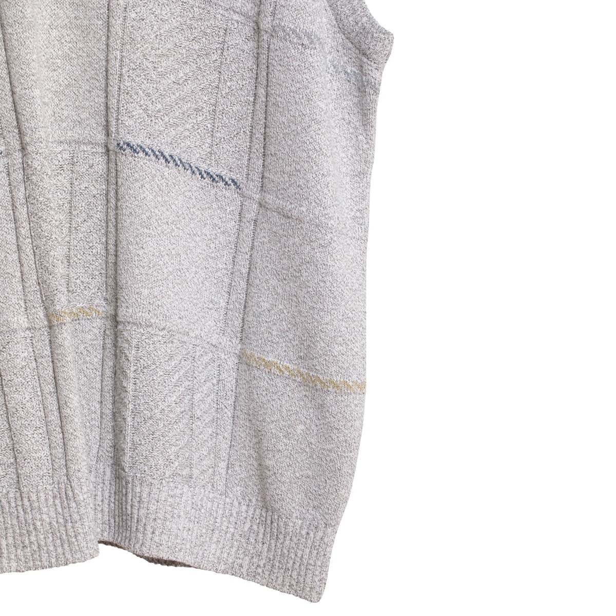 VIA CORTESA Patterned Stockinette Purl Knit Stitch Wool Blend V-Neck Sleeveless Sweater - Gray - Image 2 of 5