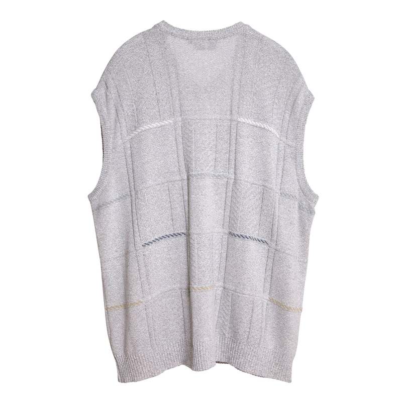 VIA CORTESA Patterned Stockinette Purl Knit Stitch Wool Blend V-Neck Sleeveless Sweater - Gray