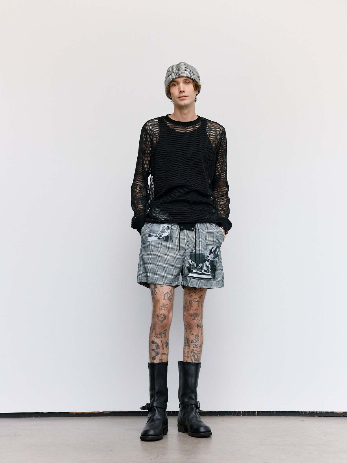 【TAKAHIROMIYASHITA TheSoloist.】 CREW NECK S TAKAHIRO MIYASHITA TheSoloIst】crew neck sweater.(bone