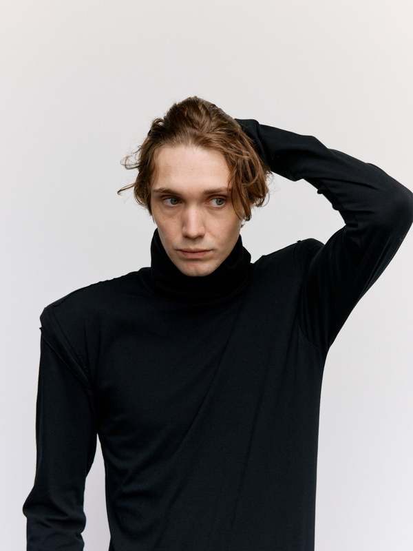 MM6 Maison Margiela Structured Shoulders Turtleneck - Black