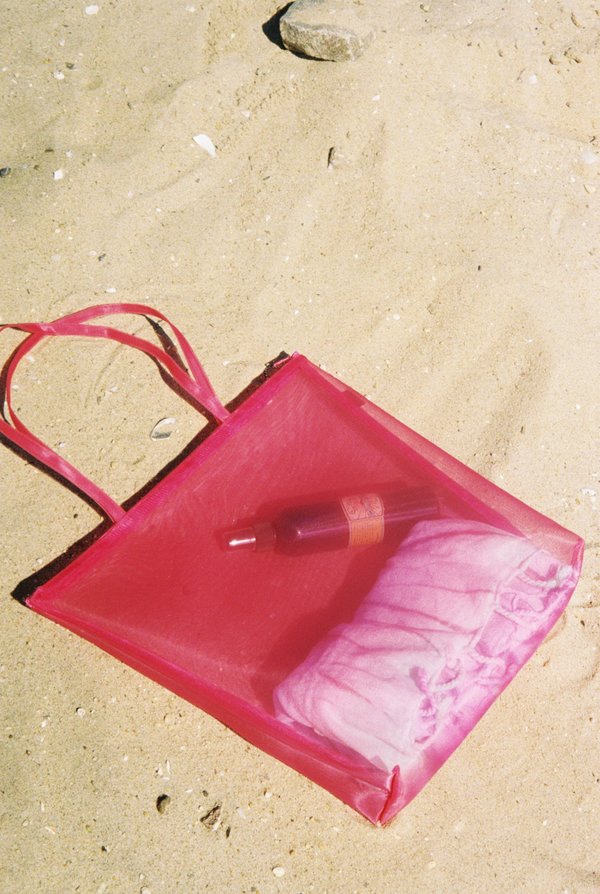 OffSeasonNYC Mesh Zip Tote - Fuchsia OffSeasonNYC Mesh Zip Tote - Fuchsia
