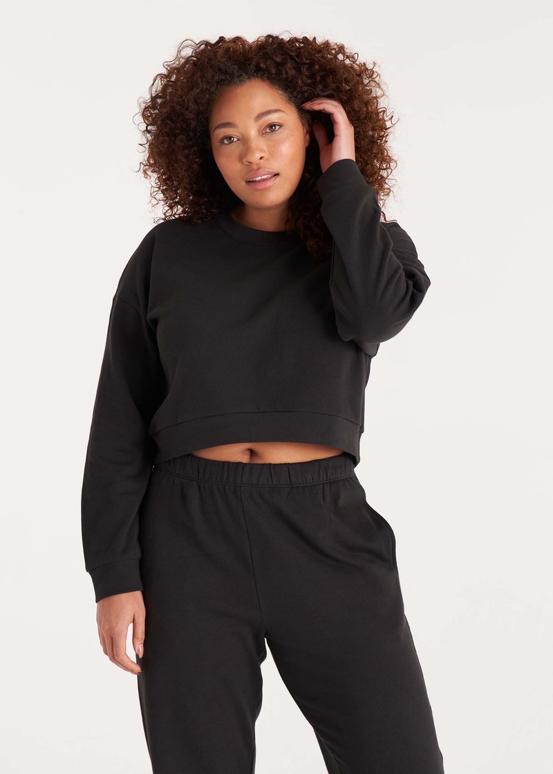 The Standard Stitch The Cropped Sweatshirt - Vintage Black
