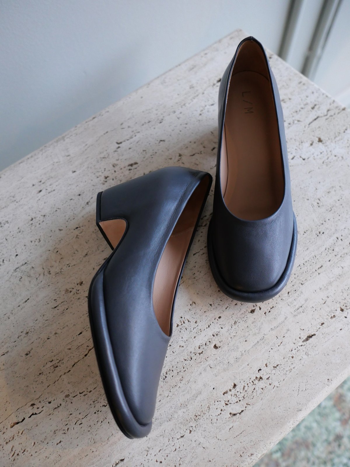Lauren Manoogian ARCH PUMP - INK | Garmentory