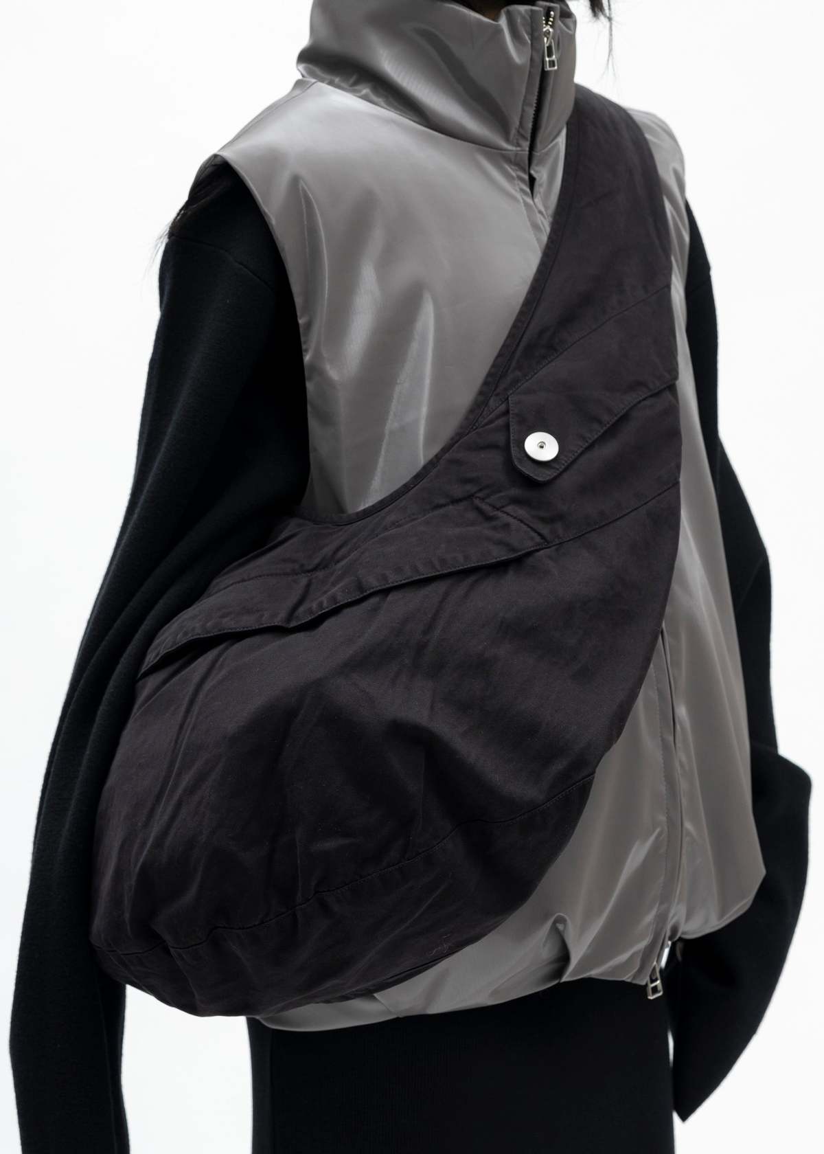 Omar Afridi Pure Dyed Cotton Midi Lidia Bag - Black | Garmentory