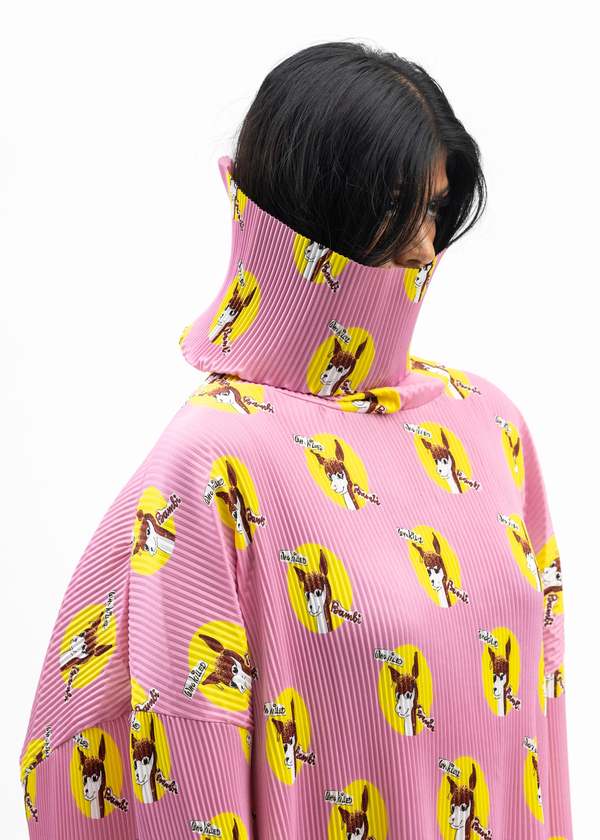 Kidill Who Killed Bambi Hi-neck Pleated Pullover - Pink Kidill Who Killed Bambi Hi-neck Pleated Pullover - Pink