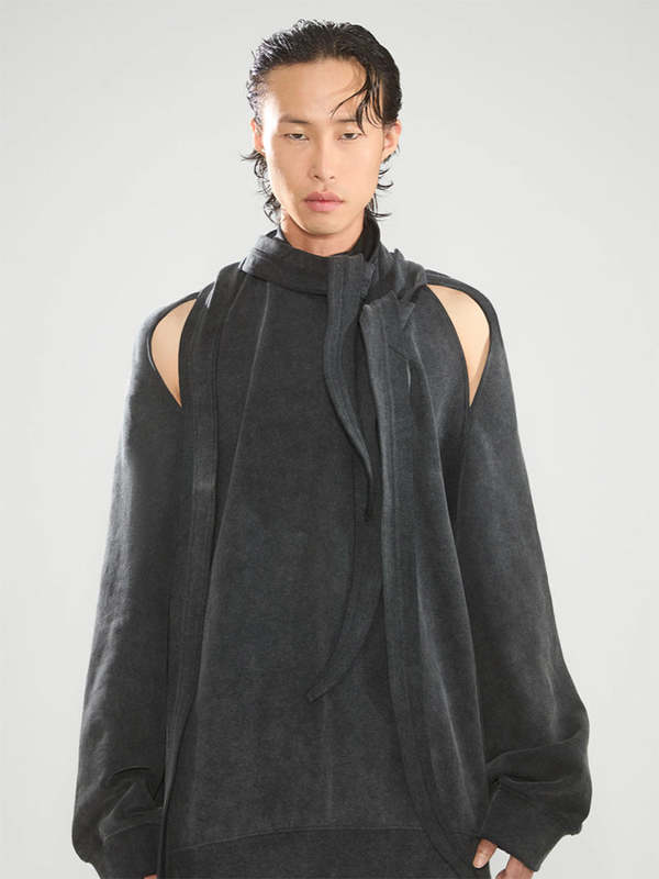 Y/Project Multiscarf Pinched Logo Sweatshirt - Vintage Black