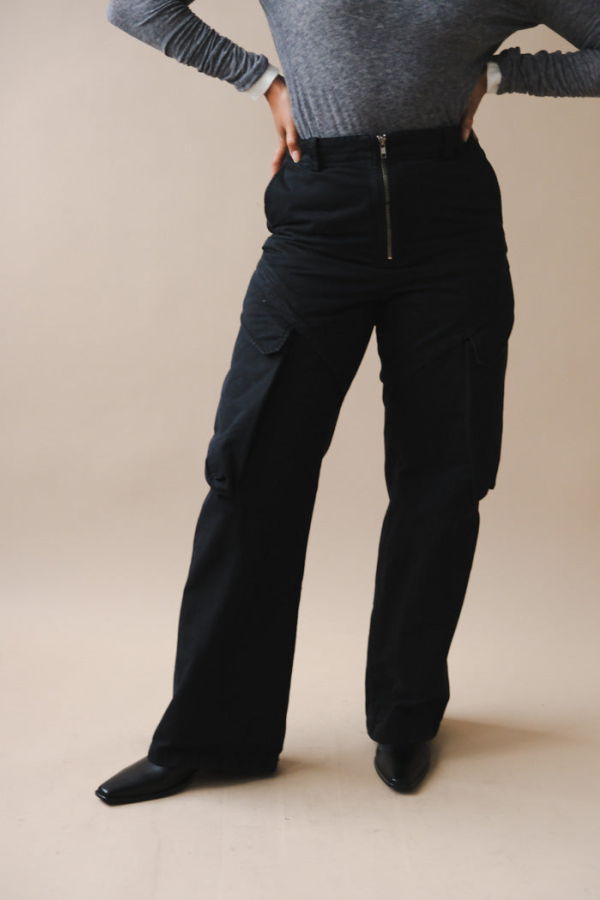 TONYWACK GARMENT DYED GABARDINE WIDE CARGO PANTS - Black