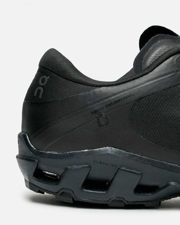 ON Running PAF Cloudventure Peak - Black | Garmentory