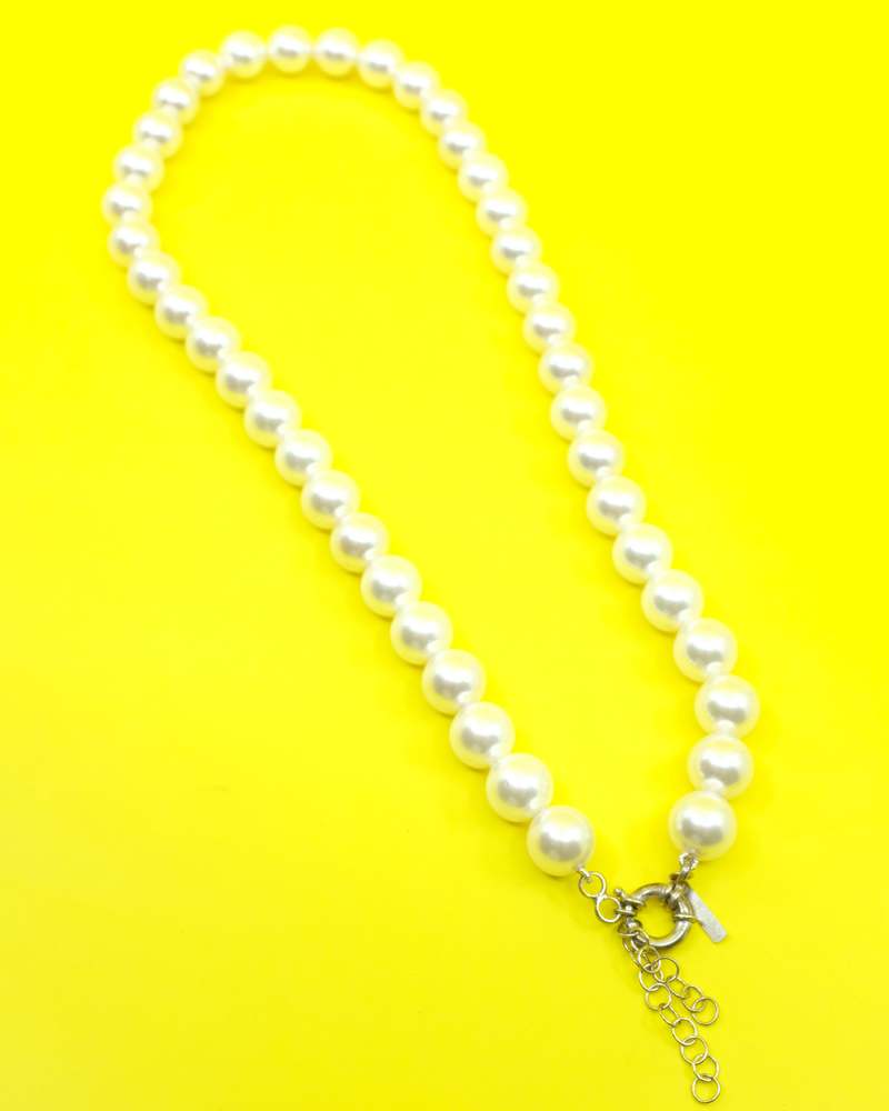 アクセサリー [ERNEST W. BAKER] SHELL PEARL NECKLACE Ernest W. Baker Shell Pearl Necklace | Garmentory