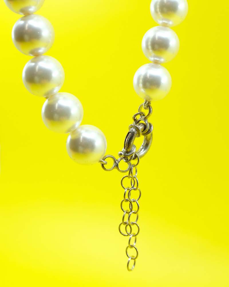 アクセサリー [ERNEST W. BAKER] SHELL PEARL NECKLACE Ernest W. Baker Shell Pearl Necklace | Garmentory