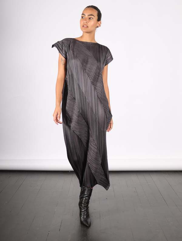 Pleats-Please-by-Issey-Miyake-