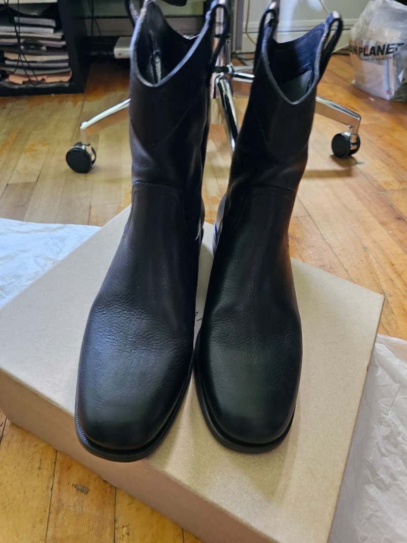 Lemaire New Western Chelsea - Black | Garmentory