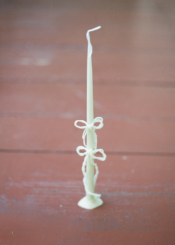 Krystel Liliana Ribbon Candle