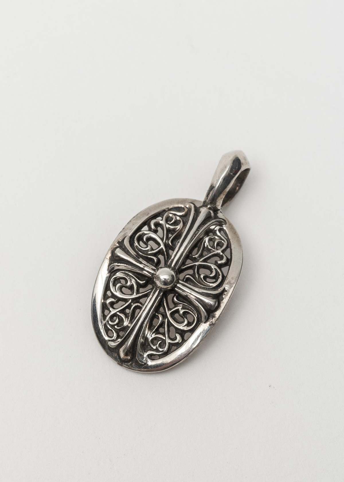 クロムハーツ Classic Oval Pendant Top w/t Pave Diamond クロムハーツ Classic Oval Pendant Top w/t Pave Diamond