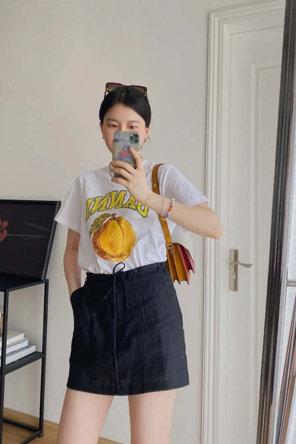 『GANNI』ガニー Basic Jersey Peach Relaxed Tシャツ Ganni Basic Jersey Peach Relaxed T-shirt | Garmentory