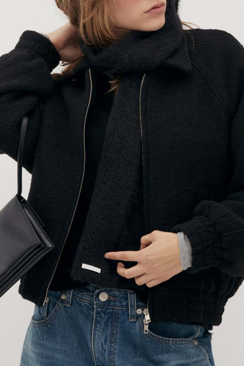 ● LOW CLASSIC ● SOFT ALPACA MUFFLER LOW CLASSIC Soft Alpaca Muffler - Black | Garmentory
