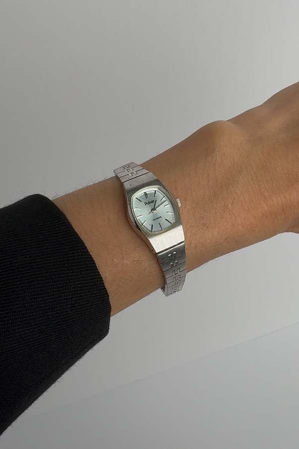 Vintage Pulsar Quartz Watch - Silver Tone | Garmentory display picture 2