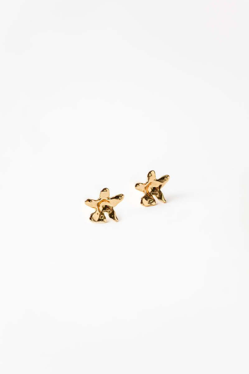 Wolf Circus Flower Stud - Gold Wolf Circus Flower Stud - Gold