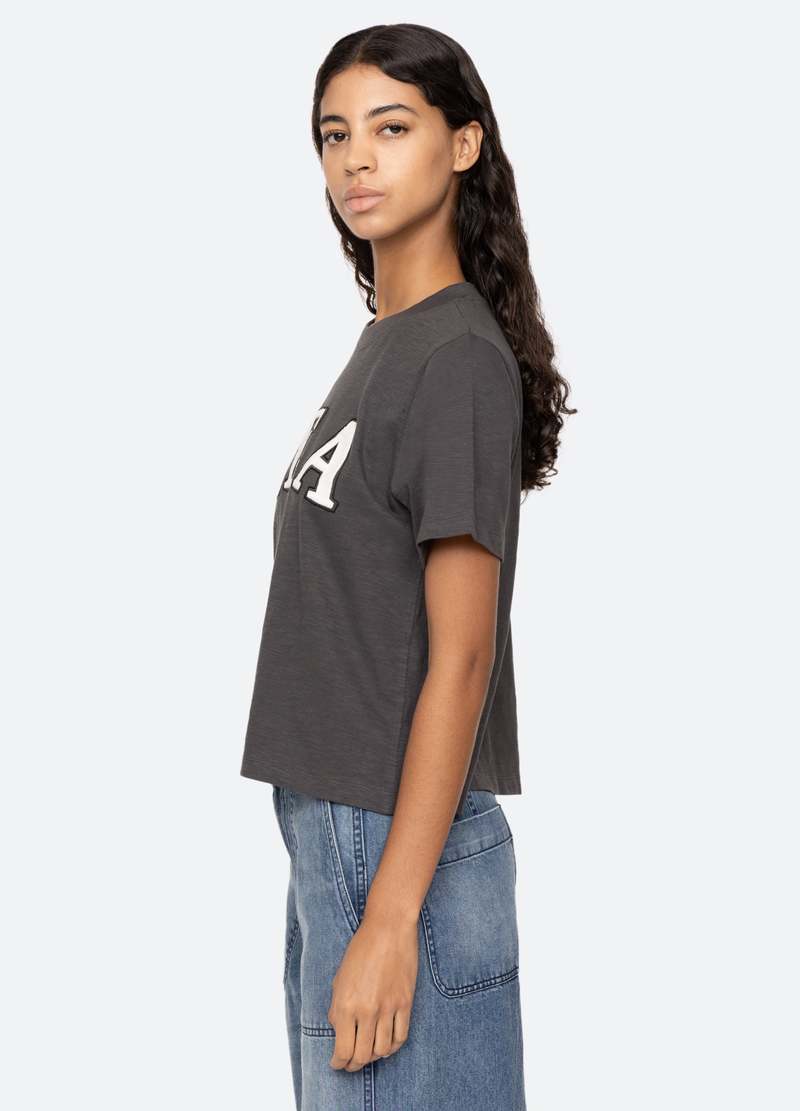 Sea NY/Adonis SEAロゴ Tシャツ Sea NY Adonis T-Shirt | Garmentory