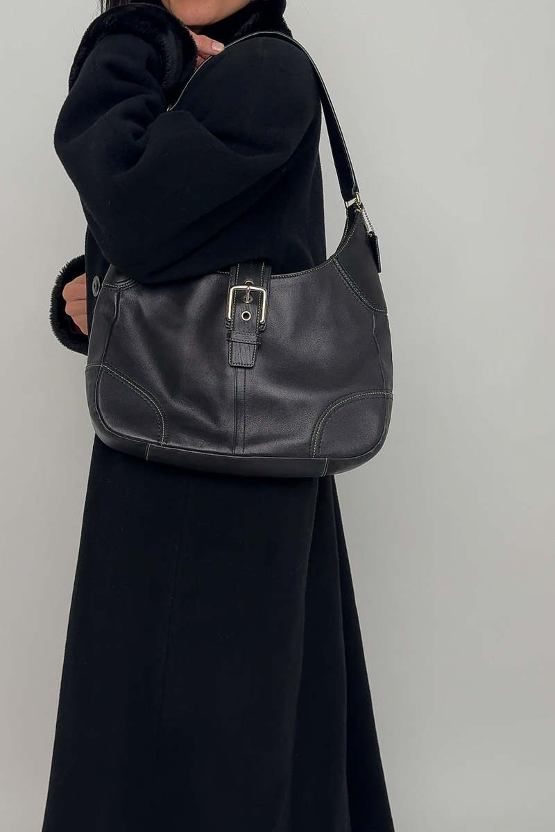 バッグ old coach leather shoulder bag Vintage Coach Chelsea Laced Duffle Leather Shoulder Bag No