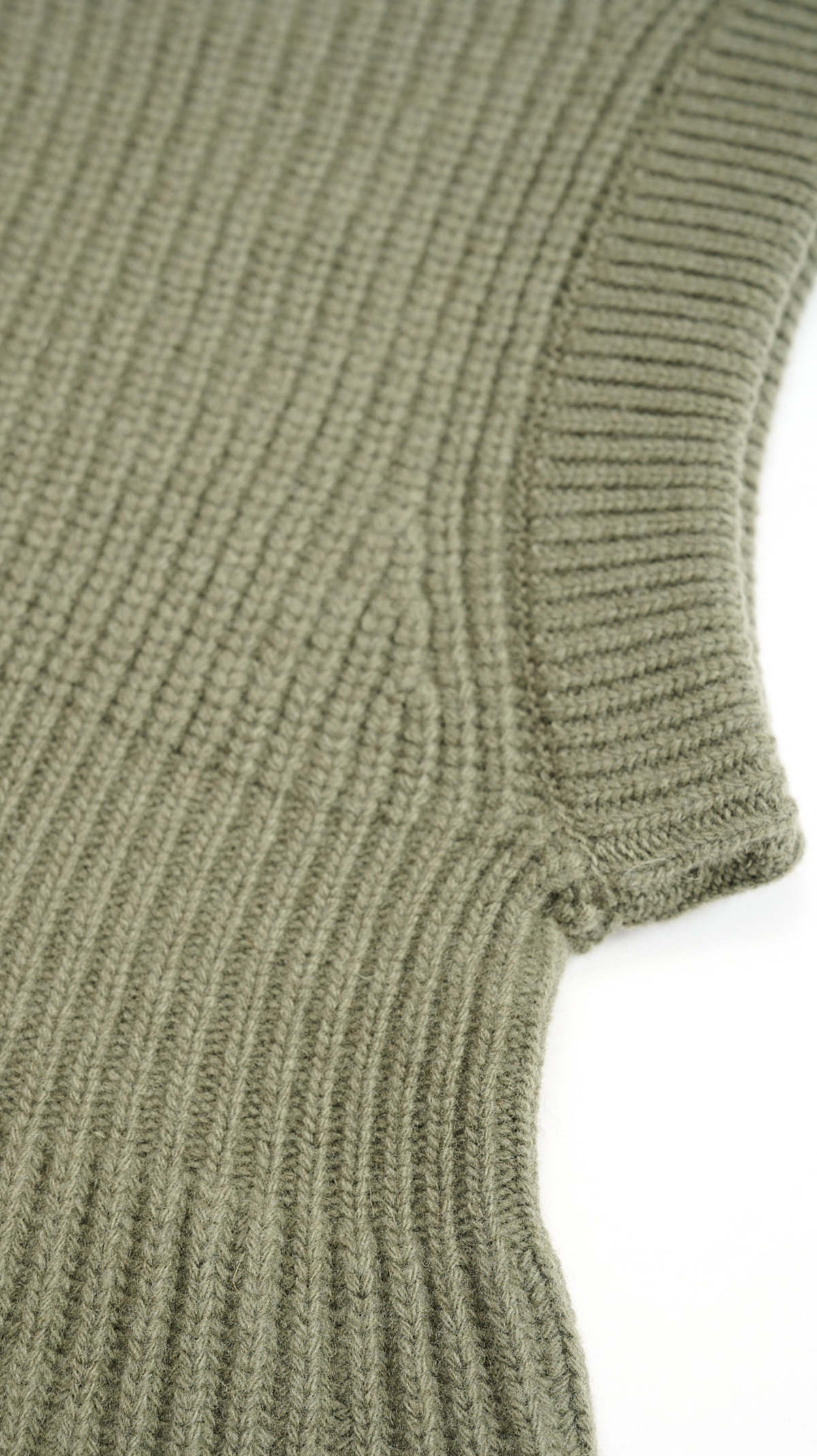 Lunette Long Sleeve Outer in Moss