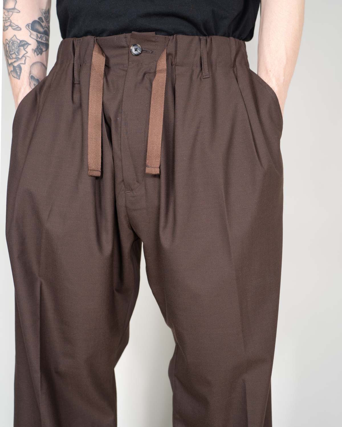 Sillage Baggy Trousers - Brown | Garmentory
