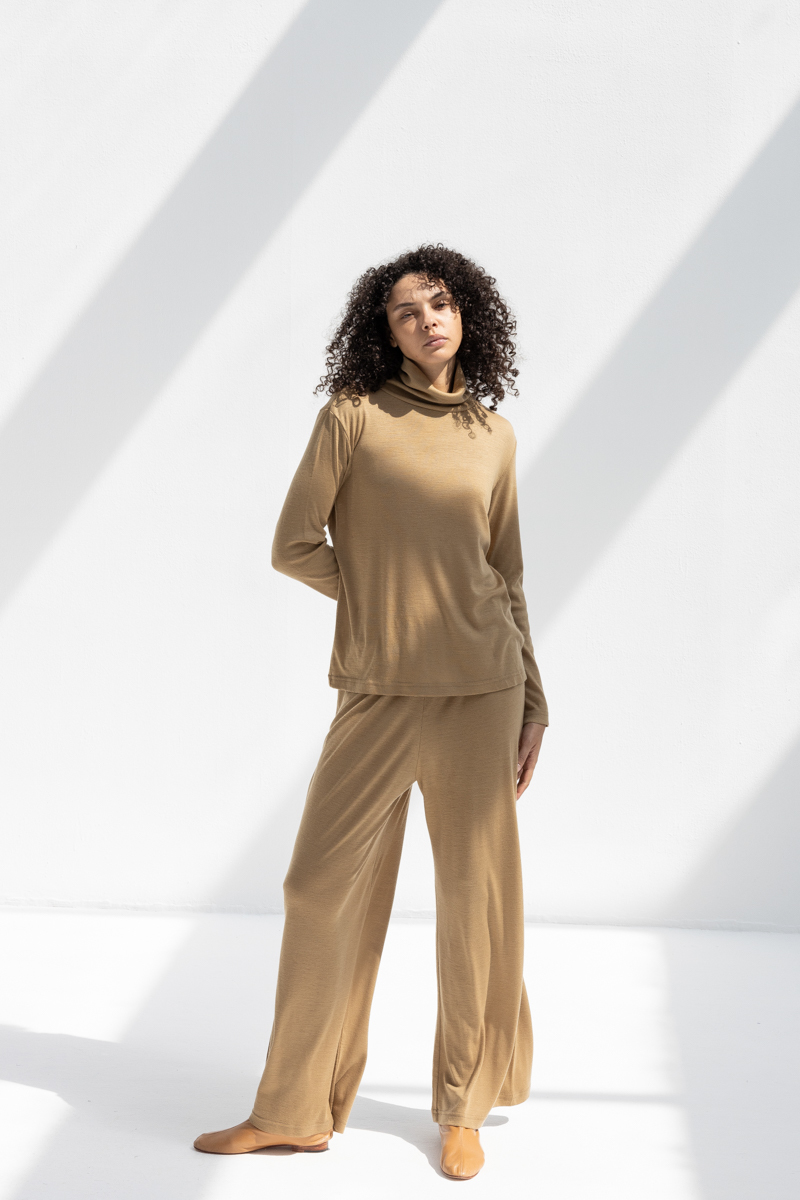 Black Crane Wool Turtleneck - Camel Black Crane Wool Turtleneck - Camel