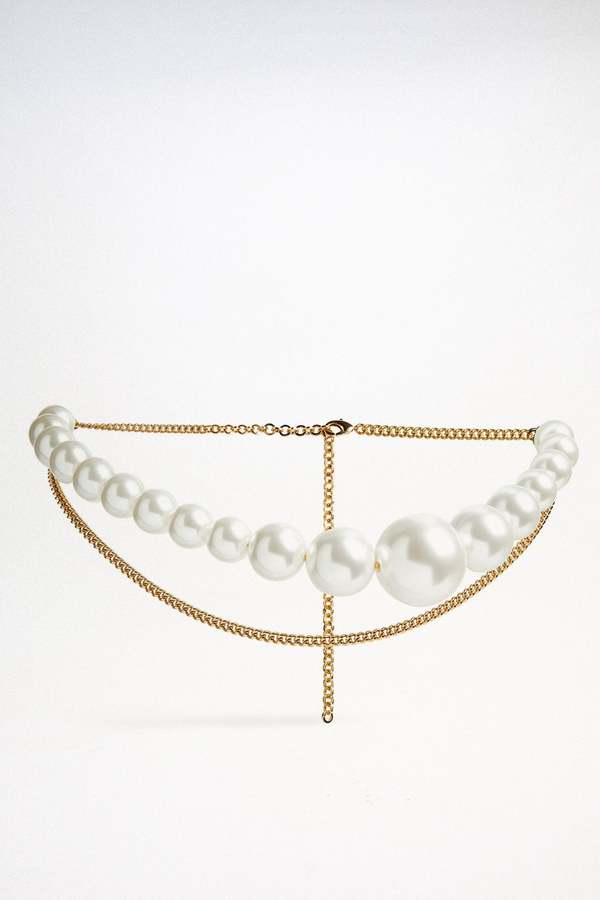 ROWEN ROSE Asymmetric Pearl Chain Belt - Gold/White