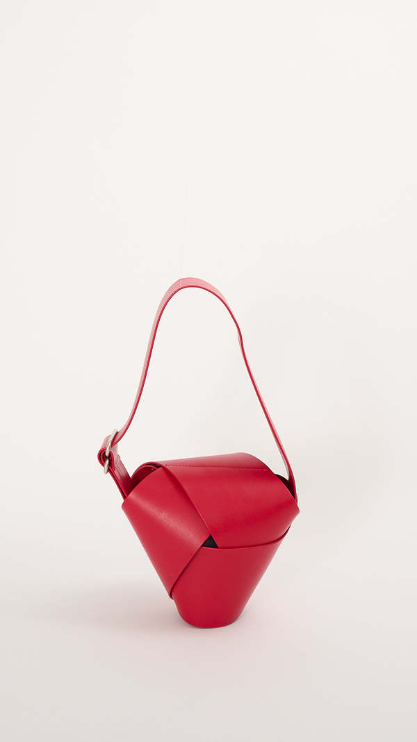 Issey Miyake Band Bind Bag - Nadeshiko Red | Garmentory